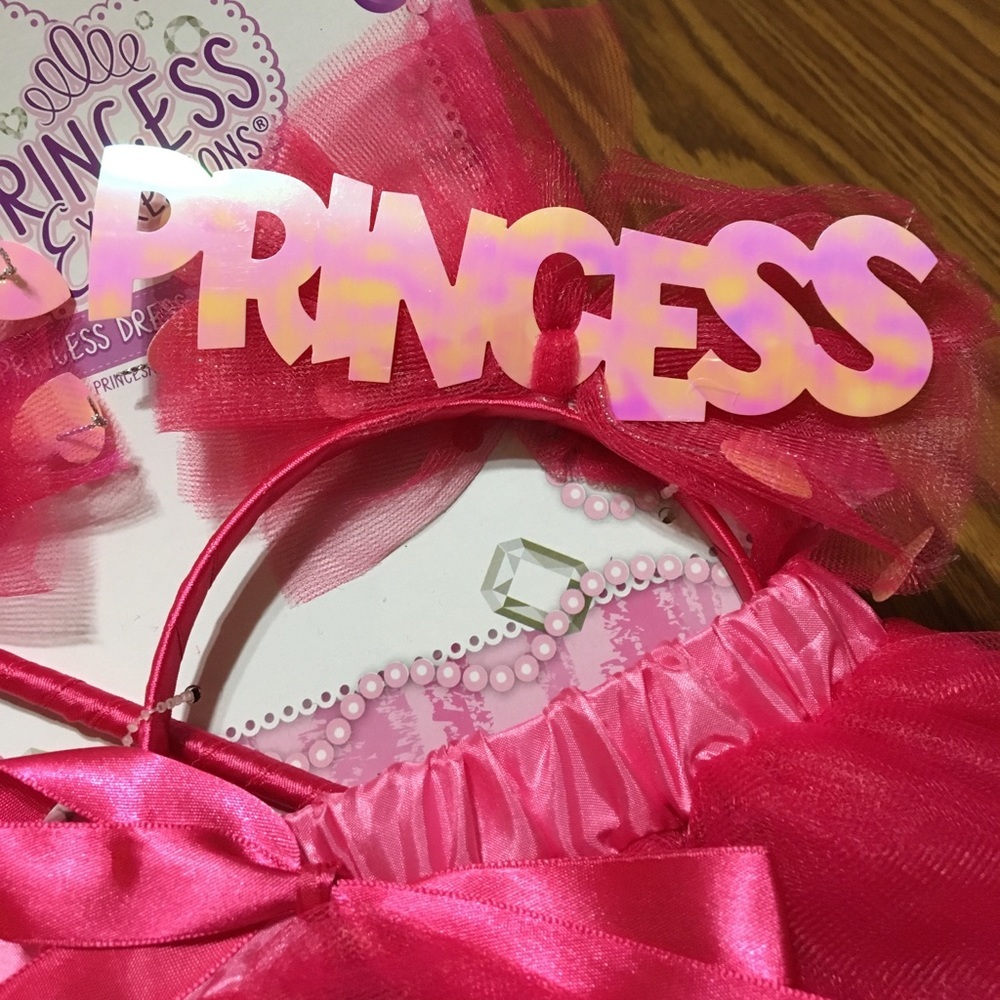 Girl's Princess 3pc Skirt Set Dress Up - Picture 5 of 7